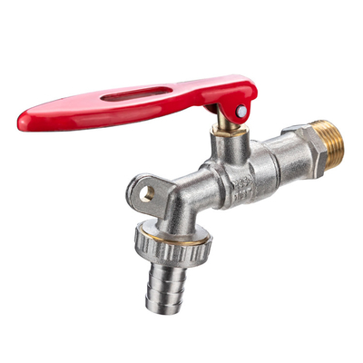 A função vermelha ou azul do ferro do punho impede o galo Lockable do babador da torneira de água do roubo